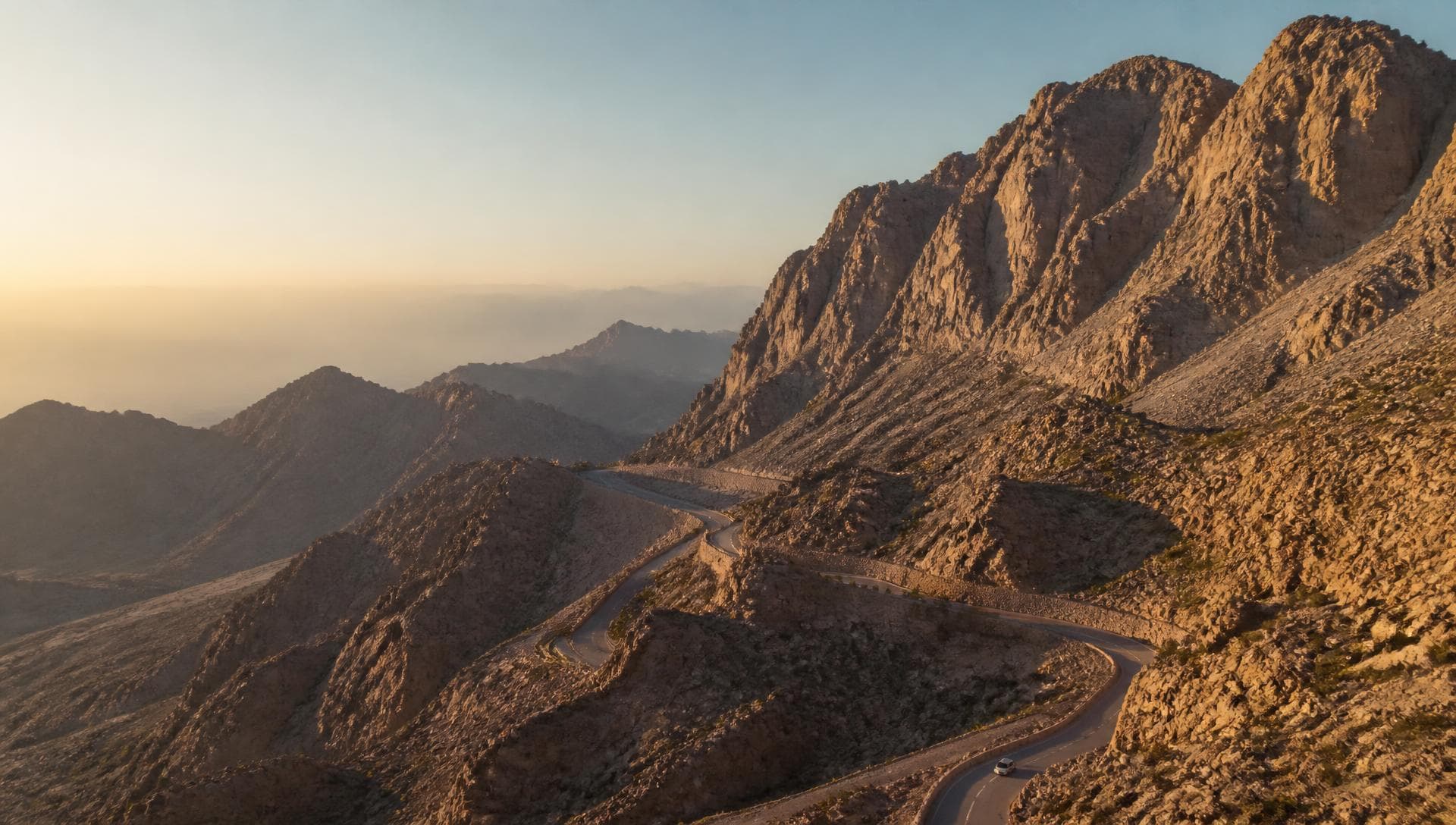 Dubai, Mountains and the Northern Emirates